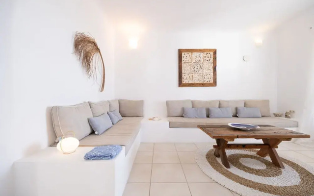 Villa Leilani 3 Bedroom Home by the Beach
