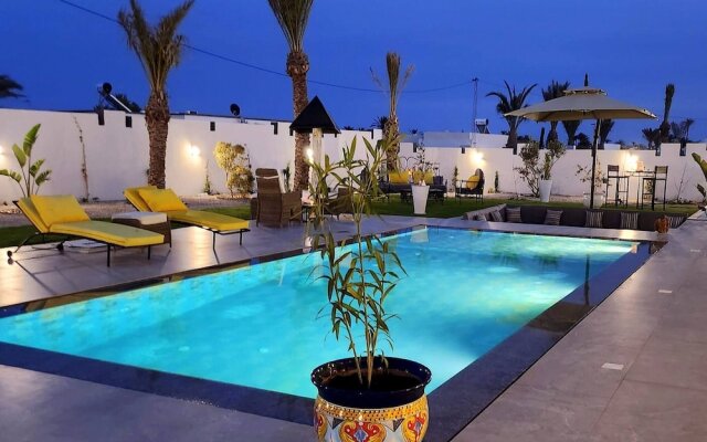 Room in B&B - Dar Tralala, Djerba Master Suite