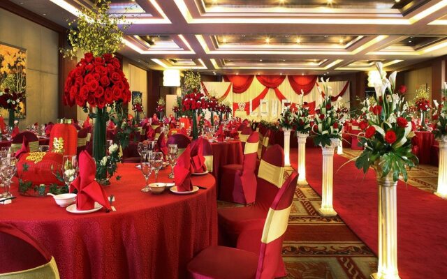 Red Forest Hotel