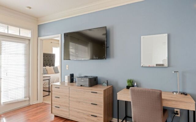 Apartment near Suntrust Park
