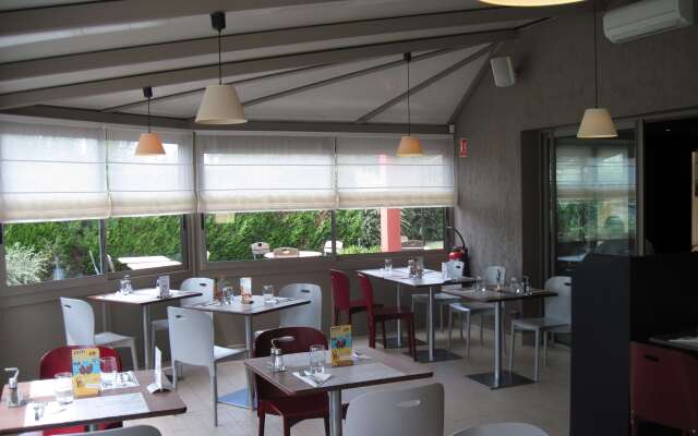 Campanile Epernay Dizy