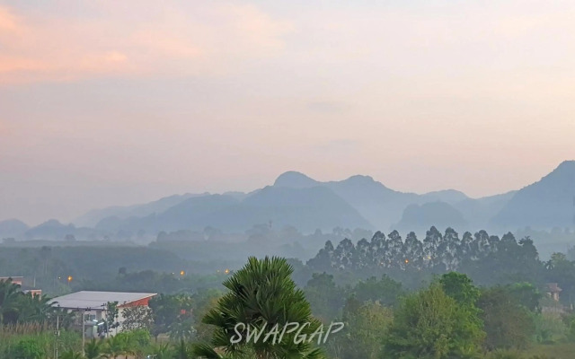 Takhun Mountain View Hotel