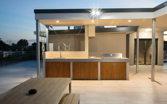 Studio 8 Residences - Adults Only