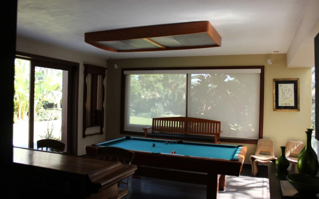 Beautiful House With Lake View