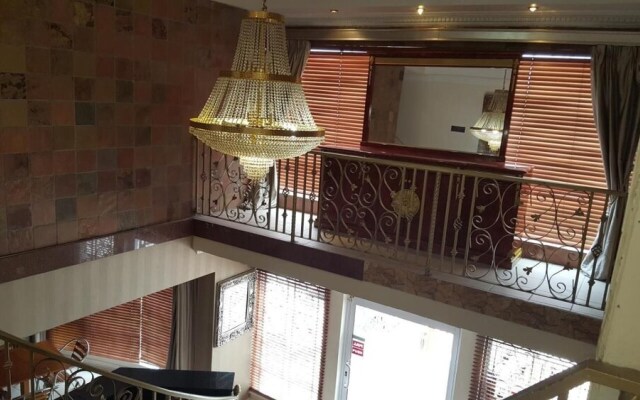 Savoy Lodge - Budget Standard Double Room