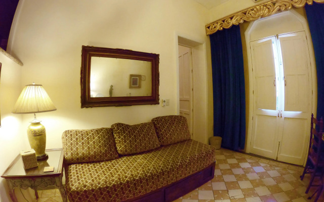 La Perla Hotel Boutique B&B