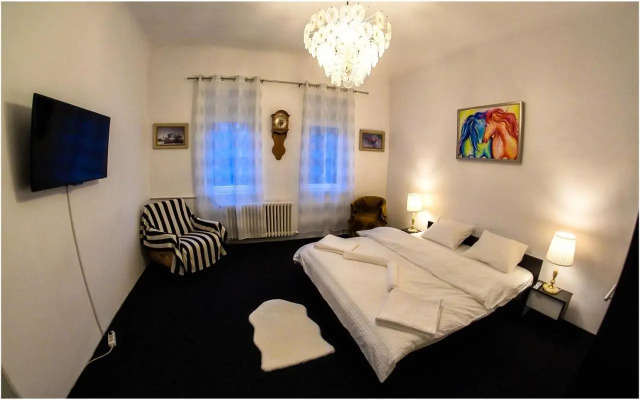 Clucerului Sun Residence Villa