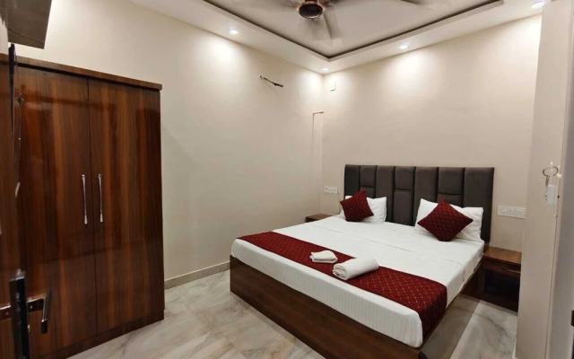 Shree Hari Niwas Paying Guest House