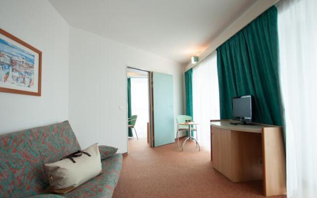 Ibis Constanta