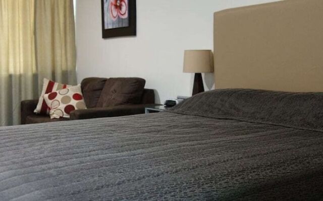 Porky's Motel Rockhampton