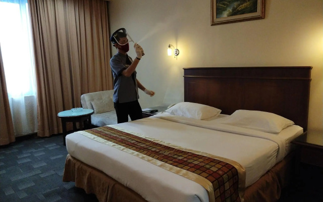 Furaya Hotel