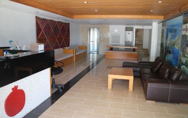 Narr Hotel