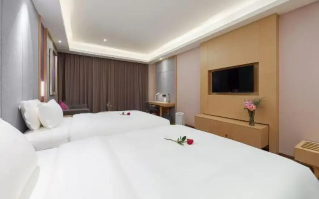 Lavande Hotel Guangzhou  Baiyun Airport Shuguang Road