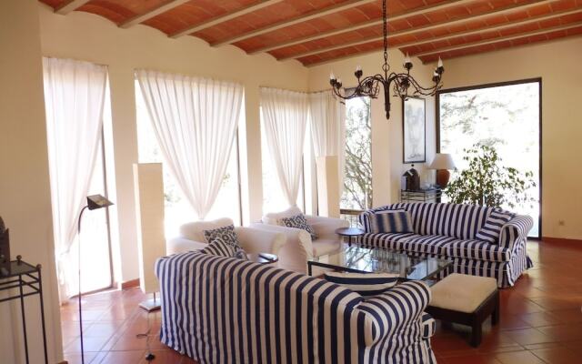 Sunlit American Style Villa in St Joan de Labritja with Pool