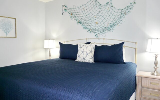 Unmatched Beachfront Condo With Roomy Balcony and Pool