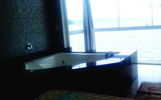 Hostel Gamboa - On Group