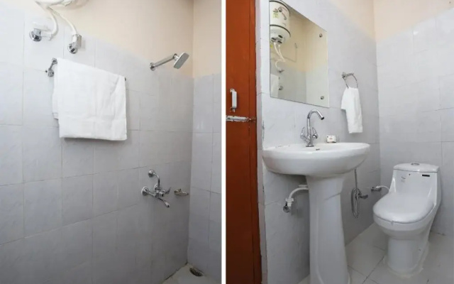 Loknath Guest House By OYO Rooms