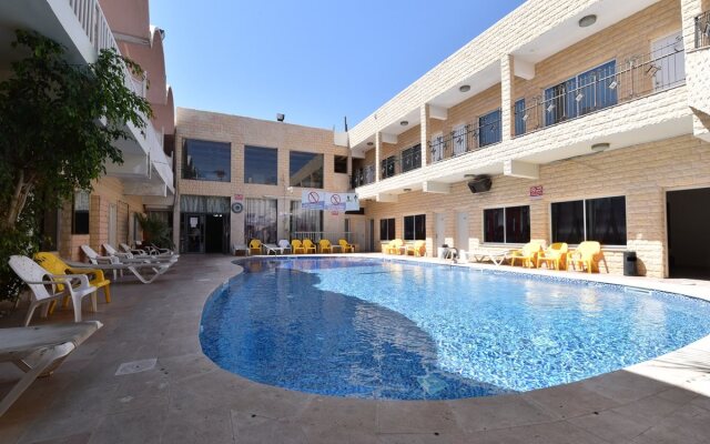 Maman Hotel