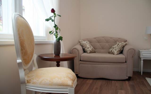 Banica Apartments & Rooms
