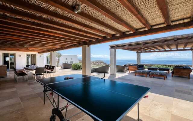 Monogram Travel Mykonos