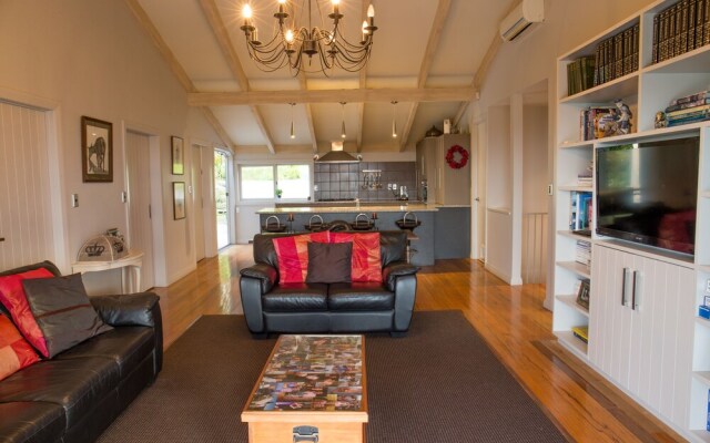 3 Bedroom House Tuki Tuki Valley (Sojourn)