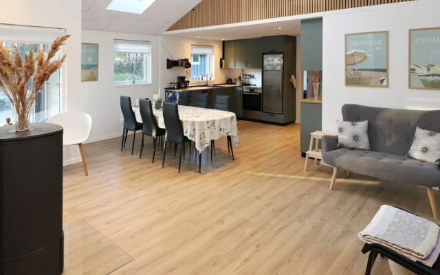 Lovely Holiday Home with Terrace near Hadsund