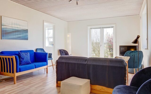 8 Person Holiday Home in Rø Gudhjem
