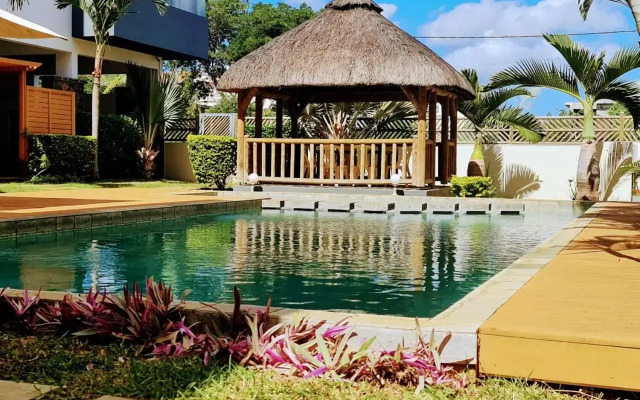 Luxury 3 bedrooms Apartment Flic en Flac