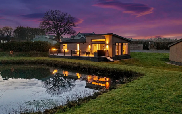 The Duck Pond - Countryside Hot Tub