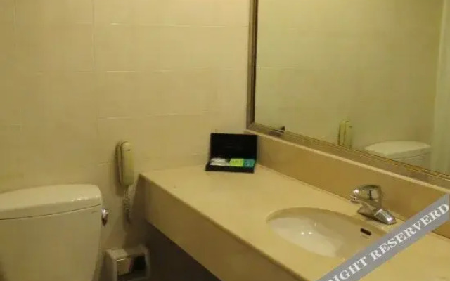 Changcheng Hotel