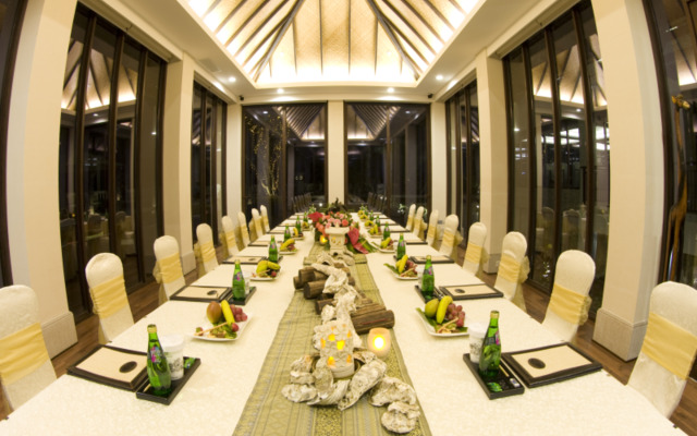 Riyuegu Hotsprings Resort