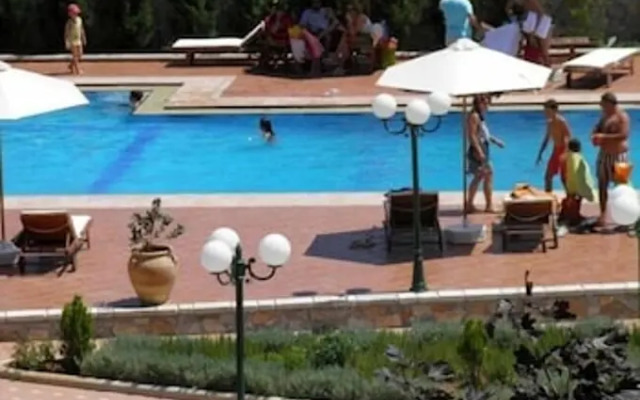 Lefkoritis Resort
