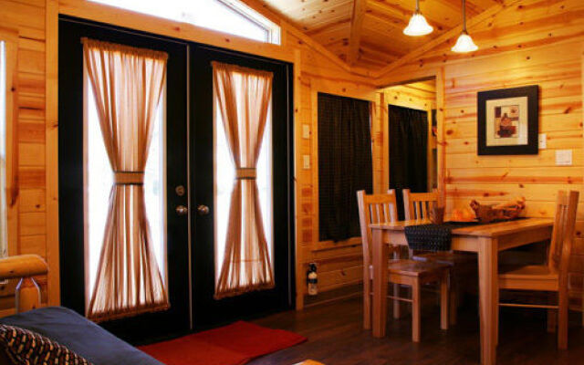 Bissell's Hideaway Resort