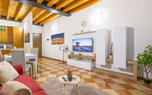 You & Me Corporation Home Verona Centro