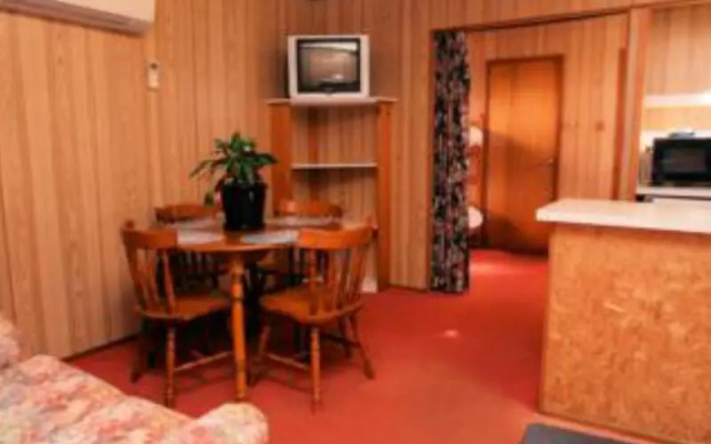 Regatta Point Tavern