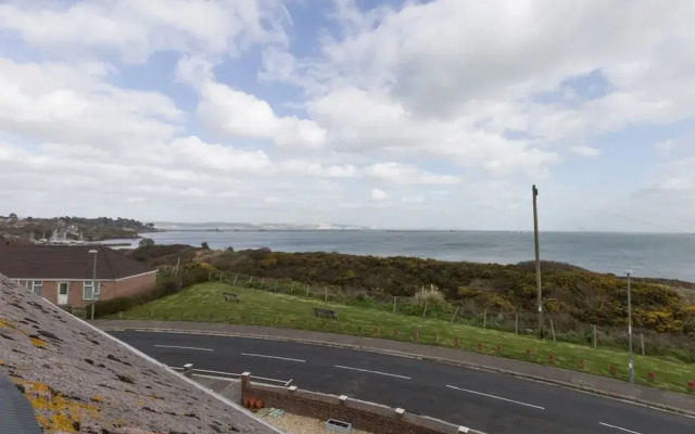 The Lookout -the House With A View