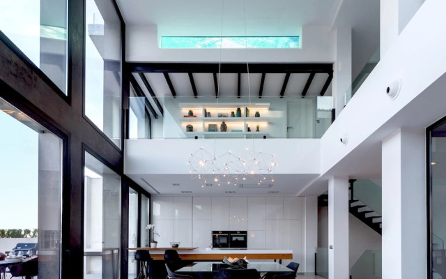 Montblau in Buger With 4 Bedrooms and 5 Bathrooms