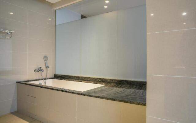 D'Majestic Place by Widebed