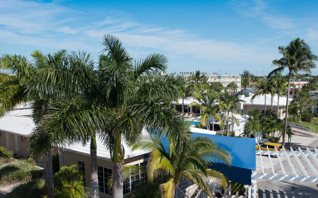 Skipjack Resort & Marina
