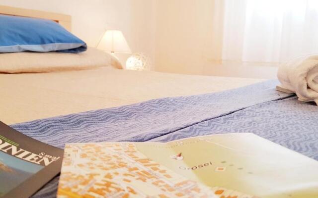 Dommos - Pareja Apartments