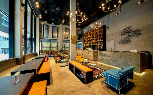 Hotel YAN
