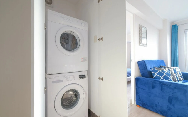 GLOBALSTAY. Stylish Stelar Apartments. Rooftop Swimming Pool