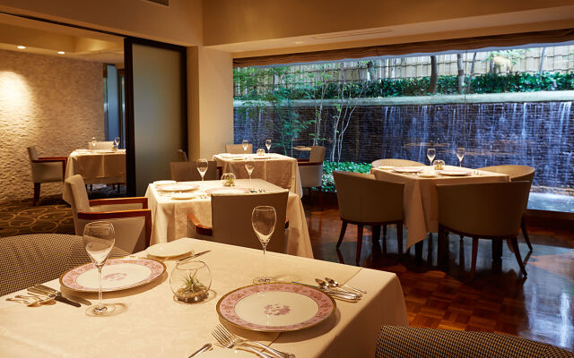Nishitetsu Grand Hotel