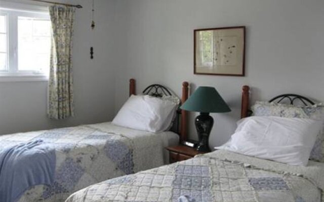 Braeside Court Bed & Breakfast
