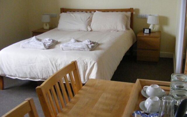 The Lowfield Inn