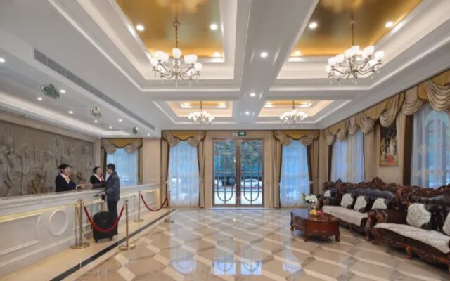 Vienna Hotel (Qiandeng Old Town, Kunshan)
