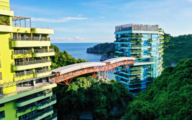 Flamingos Cat Ba Resort Apartment