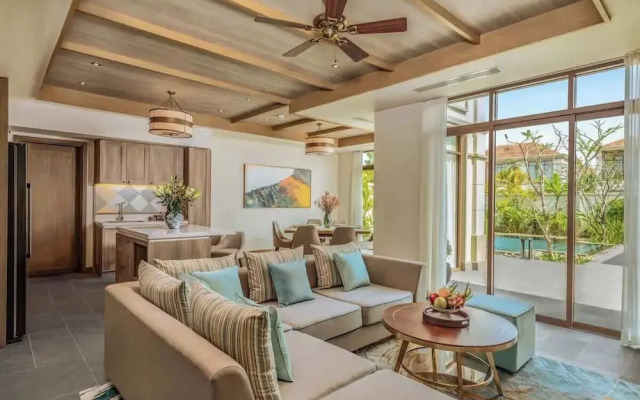 Luxe 3BR Villa: Private Pool & Resort Perks!
