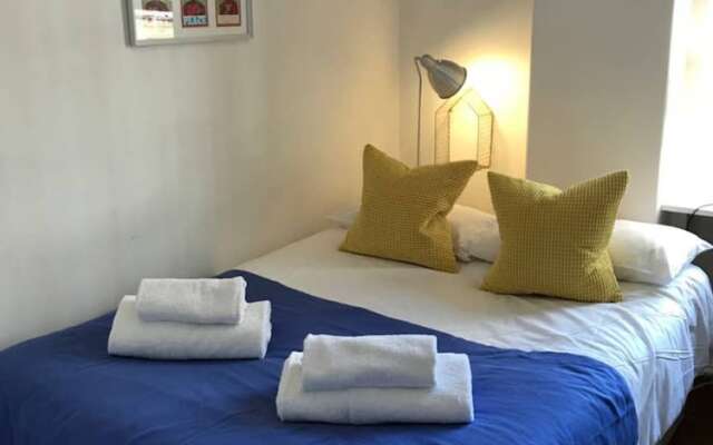 2 Bedroom Apartment Near Queensway And Bayswater