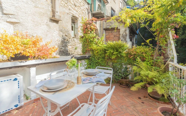 Terrace on Orrido di Nesso Waterfall by Rent all Como